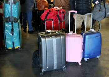 Une valise égarée à Bordeaux : son incroyable voyage de 20 jours jusqu’à La Rochelle !