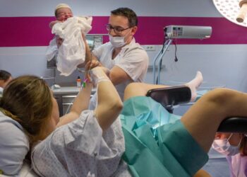 Révolution en Matière de Naissance : La Chute Spectaculaire des Épisiotomies en France