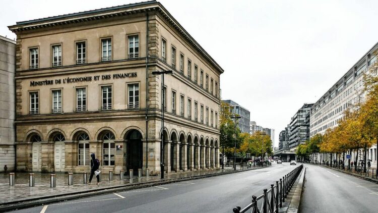 Les économistes tirent la sonnette d’alarme : la croissance en France mise à mal !