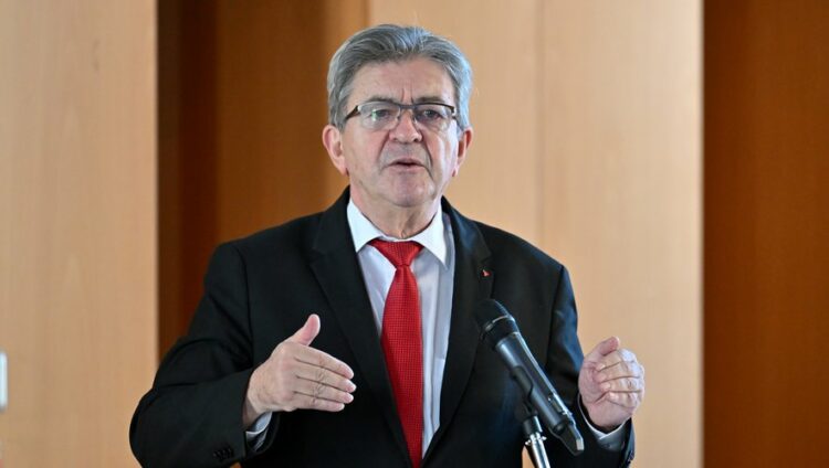 Municipales 2024 à Toulouse : Jean-Luc Mélenchon apporte son élan à François Piquemal !