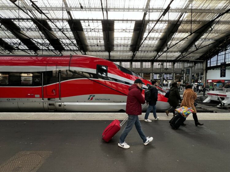 Trenitalia dévoile sa nouvelle ligne Lyon-Marseille dès juin 2025… mais surprise : pas de départ de la gare Part-Dieu ! Trenitalia dévoile sa nouvelle ligne Lyon-Marseille dès juin 2025… mais surprise : pas de départ de la gare Part-Dieu !