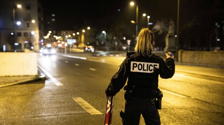 Une France en morceaux à la recherche de sérénité Une France en morceaux à la recherche de sérénité