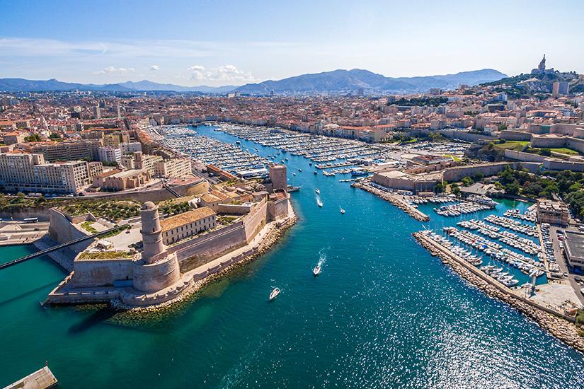 Marseille sous l'œil des leaders ‍: enjeux et perspectives pour la métropole