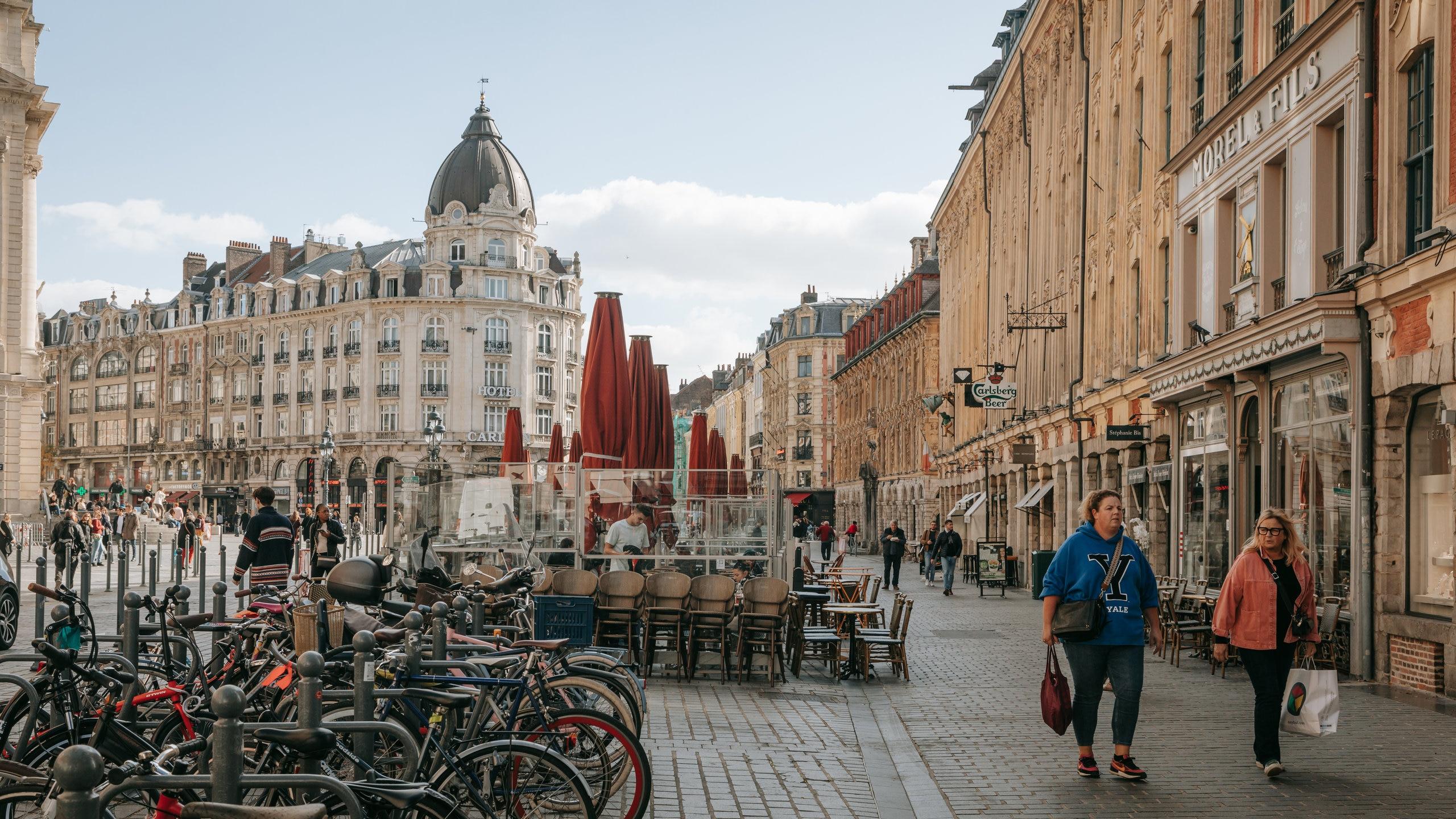 Lille, carrefour de la créativité : Un appel à lengagement local dans les métiers dexception