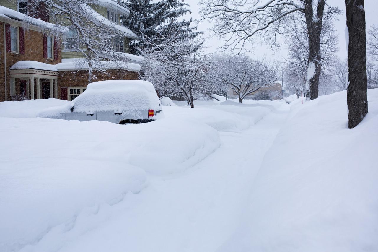 Impact‌ des chutes de neige ⁢sur les transports locaux