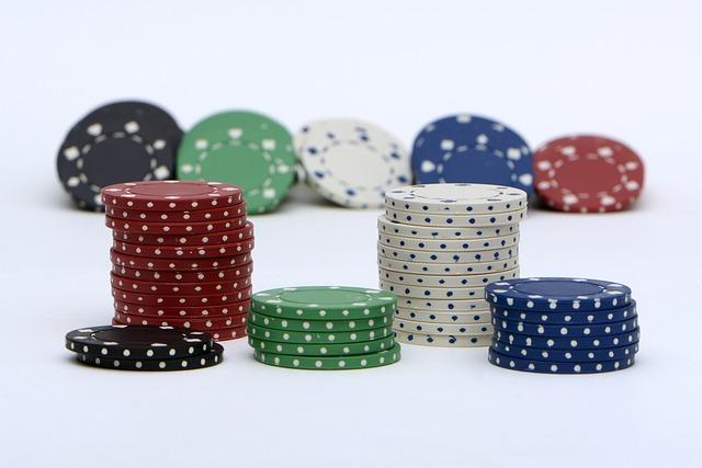 Activités phares à retrouver : poker, bingo et blackjack à lhonneur