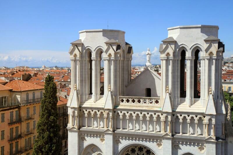 Contexte et enjeux de lattentat à la basilique de Nice