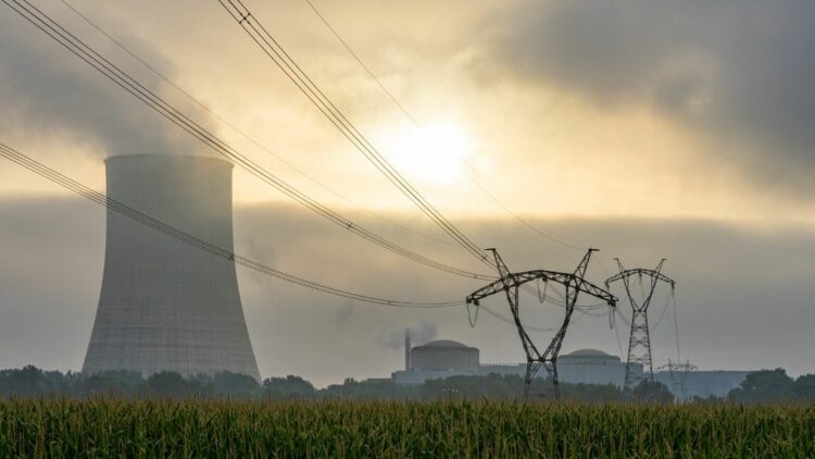 La France voit sa consommation électrique grimper en 2024 : un retour inattendu après trois ans de déclin !