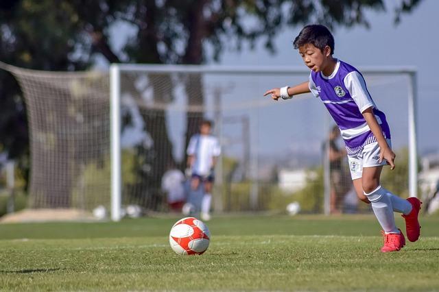 Analyze des retombées financières pour ⁣le​ football amateur