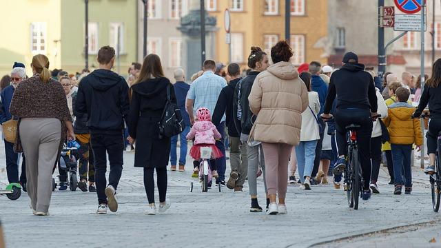 Le public et son rôle : l’importance du soutien ‌à domicile