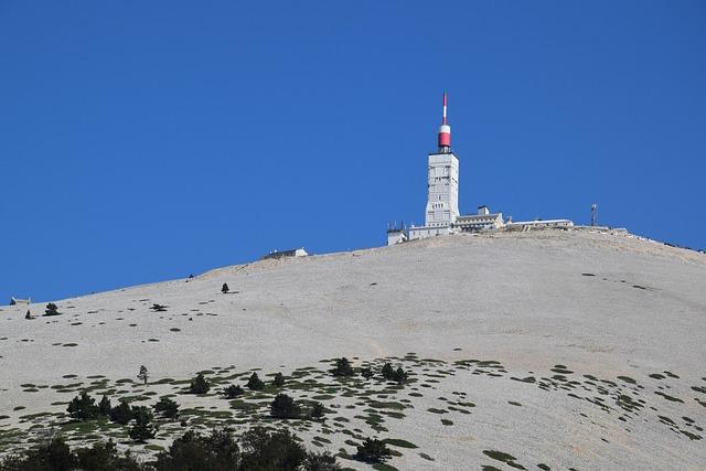 Limportance historique et sportive du Ventoux dans le Tour