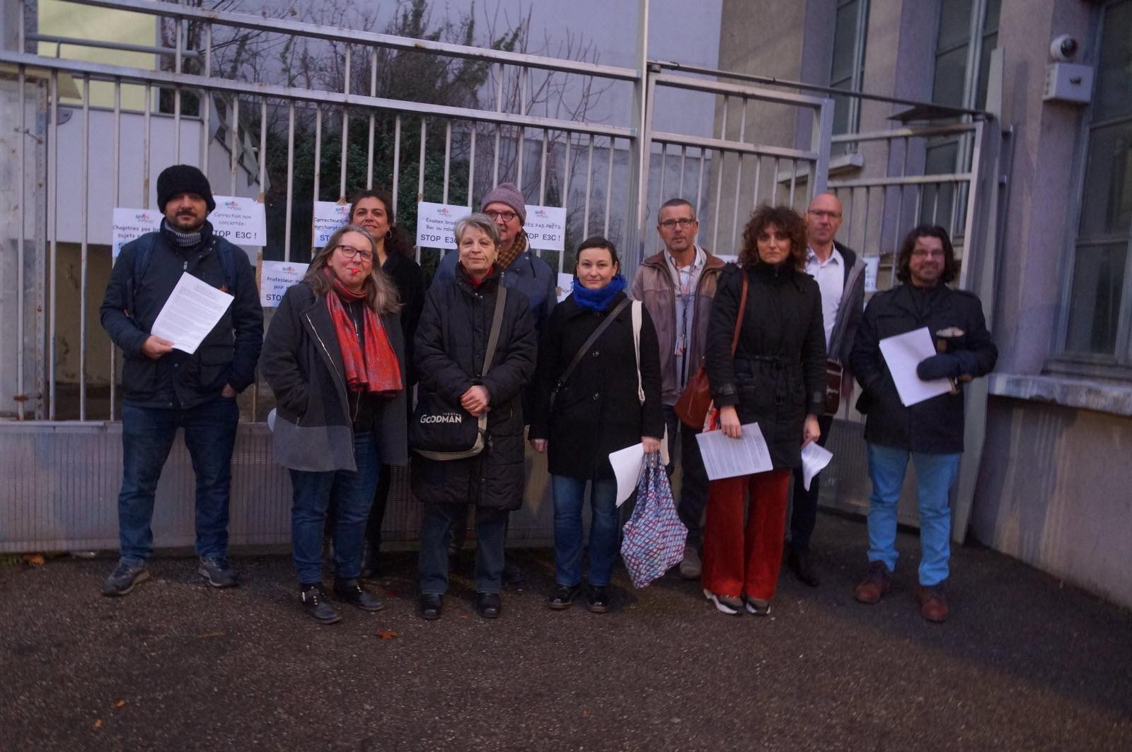 Un an de suspension : Impact sur ‌la communauté éducative et les‌ étudiants