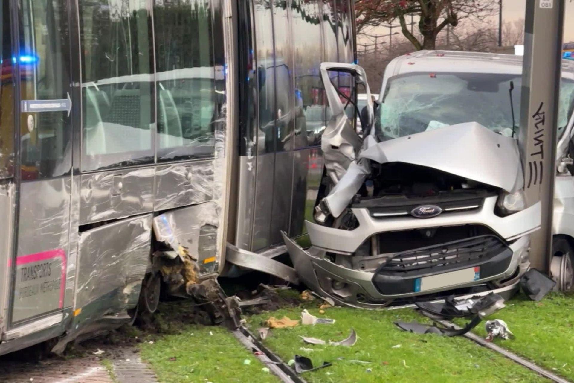 Enquête ouverte : Les circonstances entourant l'accident des tramways