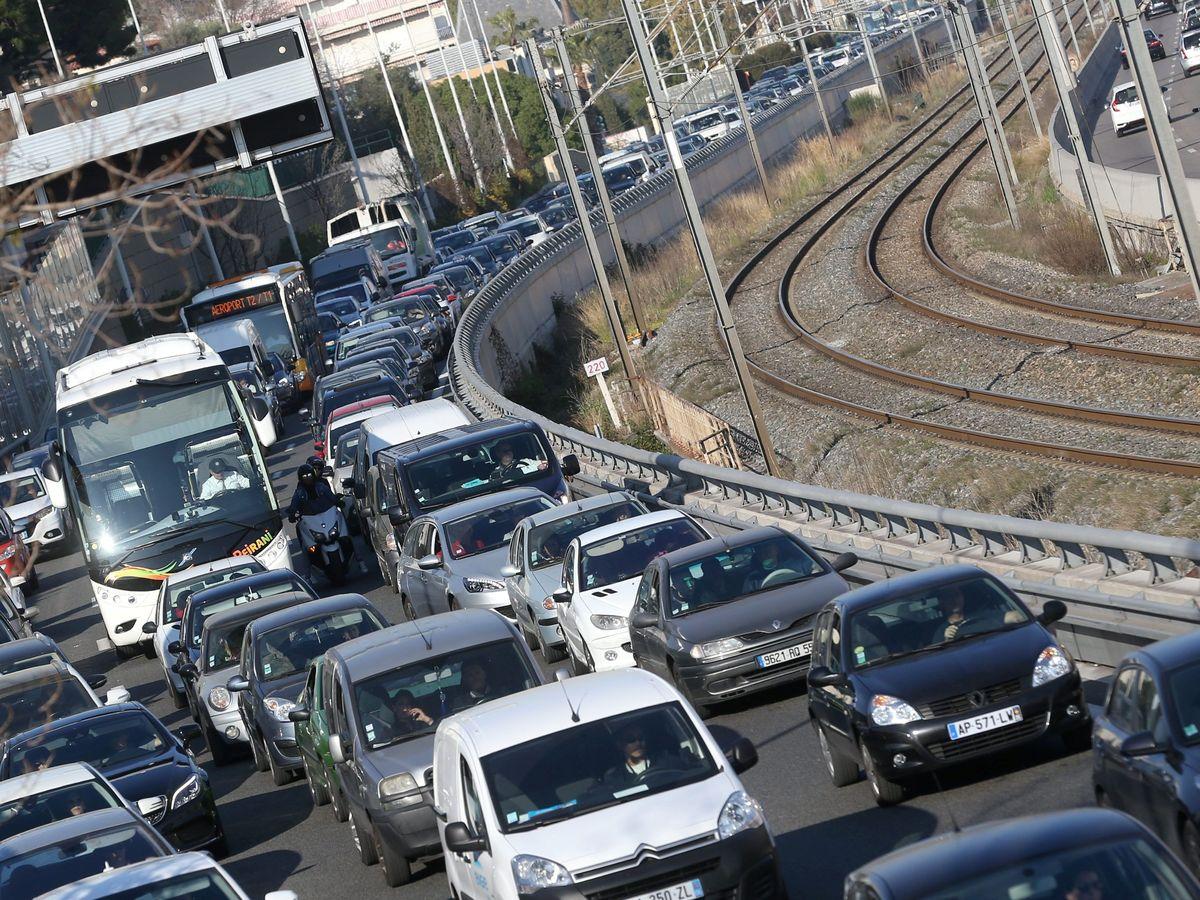 On passe en moyenne 32 heures par an dans les bouchons: Nice fait-elle partie des villes les plus embouteillées de France? - Nice matin