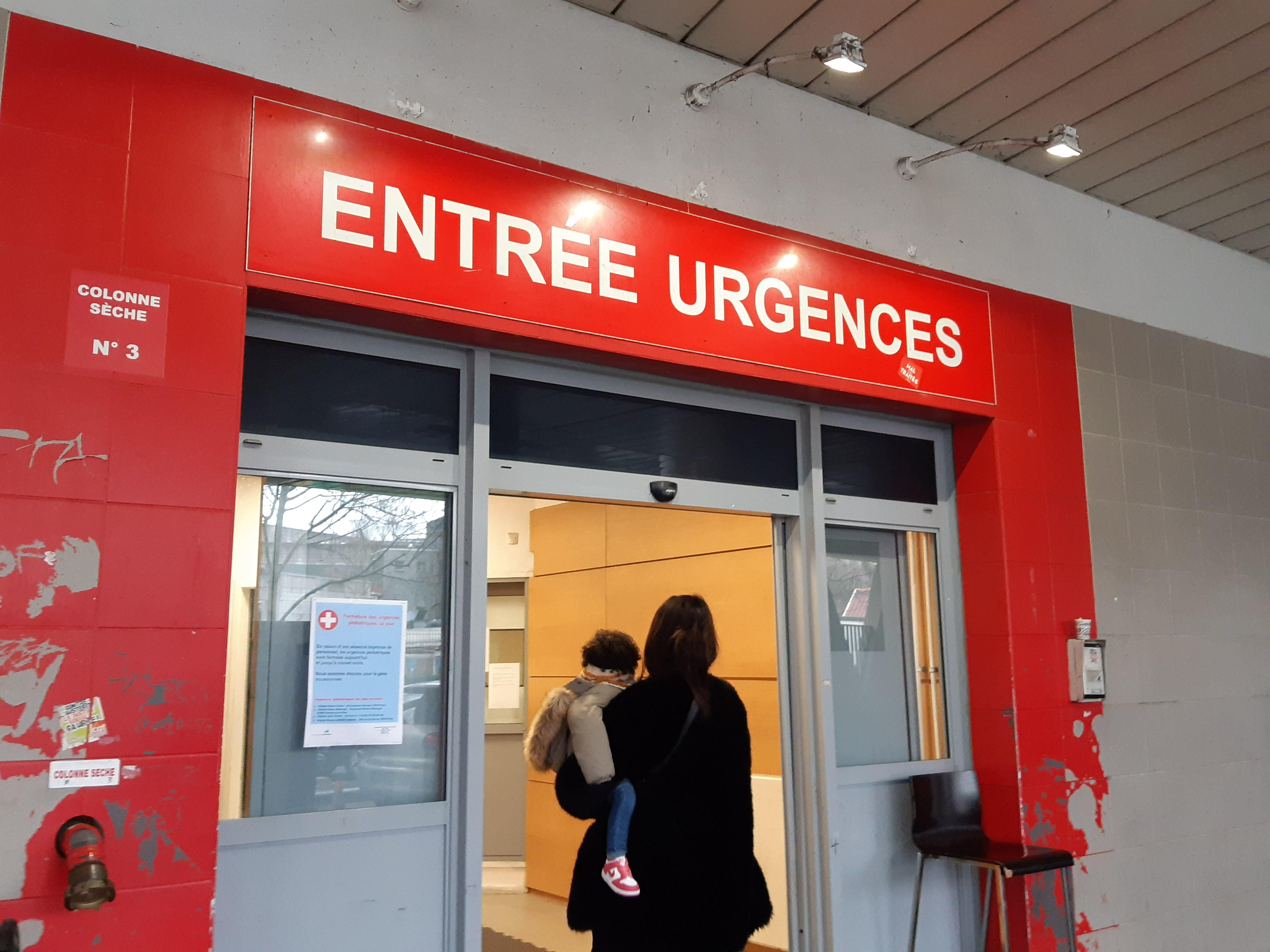 Mesures d'urgence et réponses institutionnelles face à la saturation