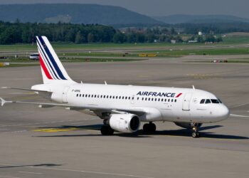 ✈️ Air France : élégance et histoire réunies à Toulouse – ici, le média de la vie locale ✈️ Air France : élégance et histoire réunies à Toulouse – ici, le média de la vie locale