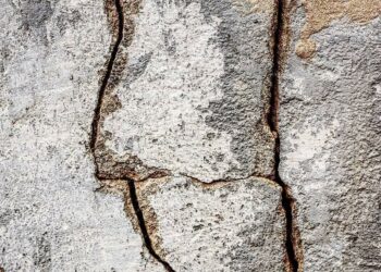 Des fissures dangereuses : nouvelle alerte au commissariat de Lille, le plus grand de France – Actu Orange