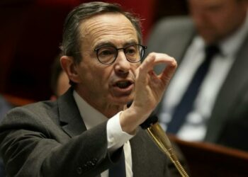 VRAI OU FAUX. Bruno Retailleau a-t-il voté un amendement à l’origine de l’annulation de l’OQTF visant l’influenceur algérien Doualemn ? – franceinfo VRAI OU FAUX. Bruno Retailleau a-t-il voté un amendement à l’origine de l’annulation de l’OQTF visant l’influenceur algérien Doualemn ? – franceinfo