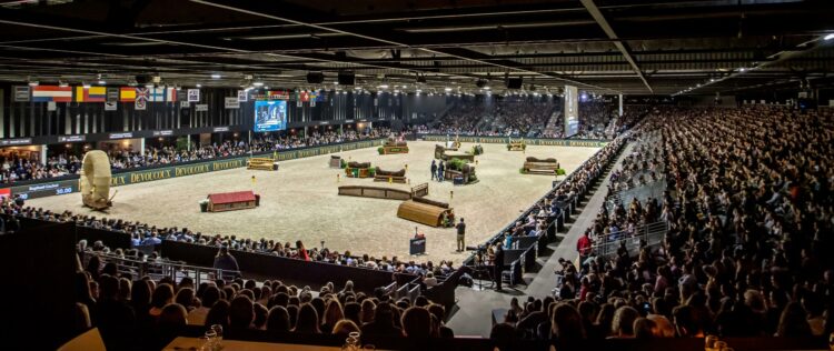 REPLAY. Jumping de Bordeaux : le suisse Martin Fuchs vainqueur du grand prix coupe du monde LONGINES – France 3 Régions REPLAY. Jumping de Bordeaux : le suisse Martin Fuchs vainqueur du grand prix coupe du monde LONGINES – France 3 Régions