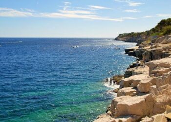 PHOTOS – La dépollution des calanques, un chantier XXL au sud de Marseille – ici, le média de la vie locale