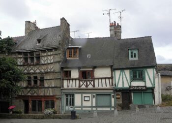 « La France moche » : Saint-Brieuc, la ville où « on est allé trop loin » avec les zones commerciales – Le HuffPost