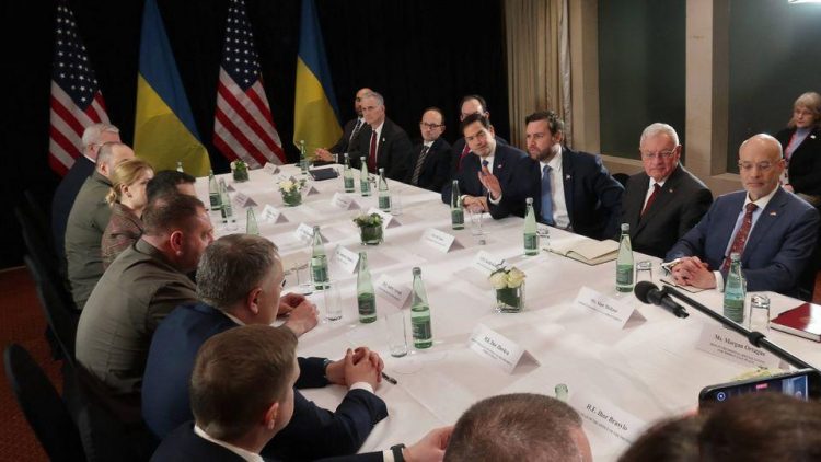 DIRECT. La réunion d’urgence des dirigeants européens « réaffirme » que l’Ukraine mérite la « paix par la force » – franceinfo DIRECT. La réunion d’urgence des dirigeants européens « réaffirme » que l’Ukraine mérite la « paix par la force » – franceinfo