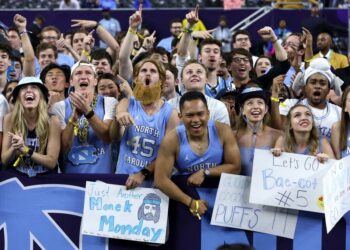 Leaders Cup : des fans de basket venus de toute la France ont convergé vers la Normandie – Ouest-France Leaders Cup : des fans de basket venus de toute la France ont convergé vers la Normandie – Ouest-France