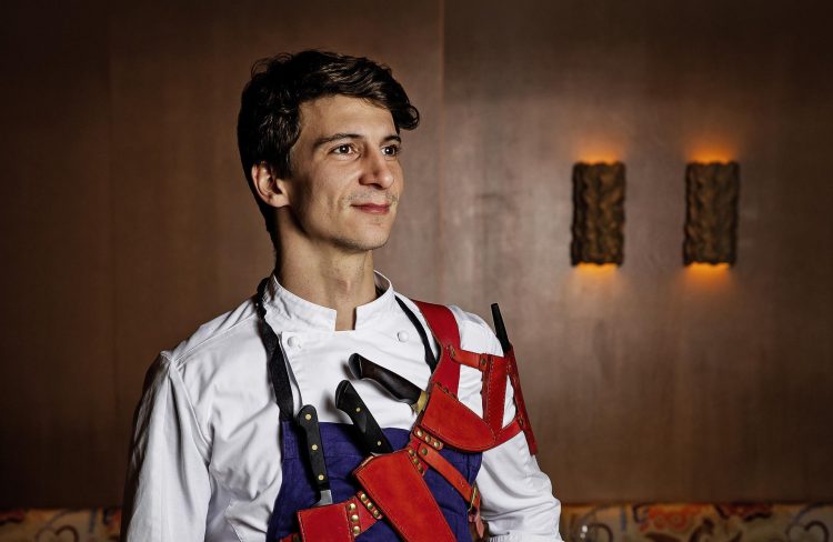 « J’en garde beaucoup de colère » : le chef Eloi Spinnler se confie sur les violences dont il a été victime en cuisine – franceinfo « J’en garde beaucoup de colère » : le chef Eloi Spinnler se confie sur les violences dont il a été victime en cuisine – franceinfo