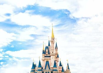 Disney lance une croisière inédite de plusieurs jours sur le Rhône depuis Lyon – actu.fr Disney lance une croisière inédite de plusieurs jours sur le Rhône depuis Lyon – actu.fr