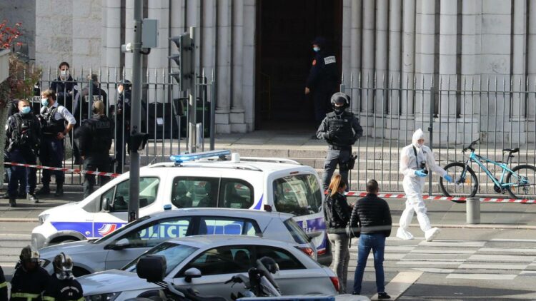 Attentat de la basilique de Nice : le procès de l’attaque qui a fait trois morts s’ouvre lundi – Actu-Juridique.fr Attentat de la basilique de Nice : le procès de l’attaque qui a fait trois morts s’ouvre lundi – Actu-Juridique.fr