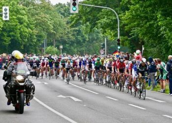 Tour de France : comment la technologie d’AWS booste les performances des coureurs de Groupama FDJ et Ineos Grenadiers – Amazon.com