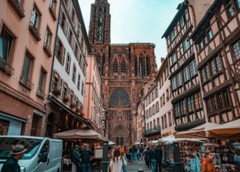 Violences urbaines à Strasbourg : le préfet n’exclut pas de s’en prendre aux parents des délinquants – ici, le média de la vie locale Violences urbaines à Strasbourg : le préfet n’exclut pas de s’en prendre aux parents des délinquants – ici, le média de la vie locale