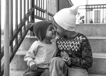 « Ils étaient l’espoir de leur famille » : qui étaient les deux jeunes frères mortellement percutés par une voiture à Lyon ? – France 3 Régions