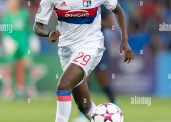 Foot : Griedge Mbock de retour avec l’équipe de France, Kenza Dali et Delphine Cascarino absentes de la première liste de l’année – franceinfo