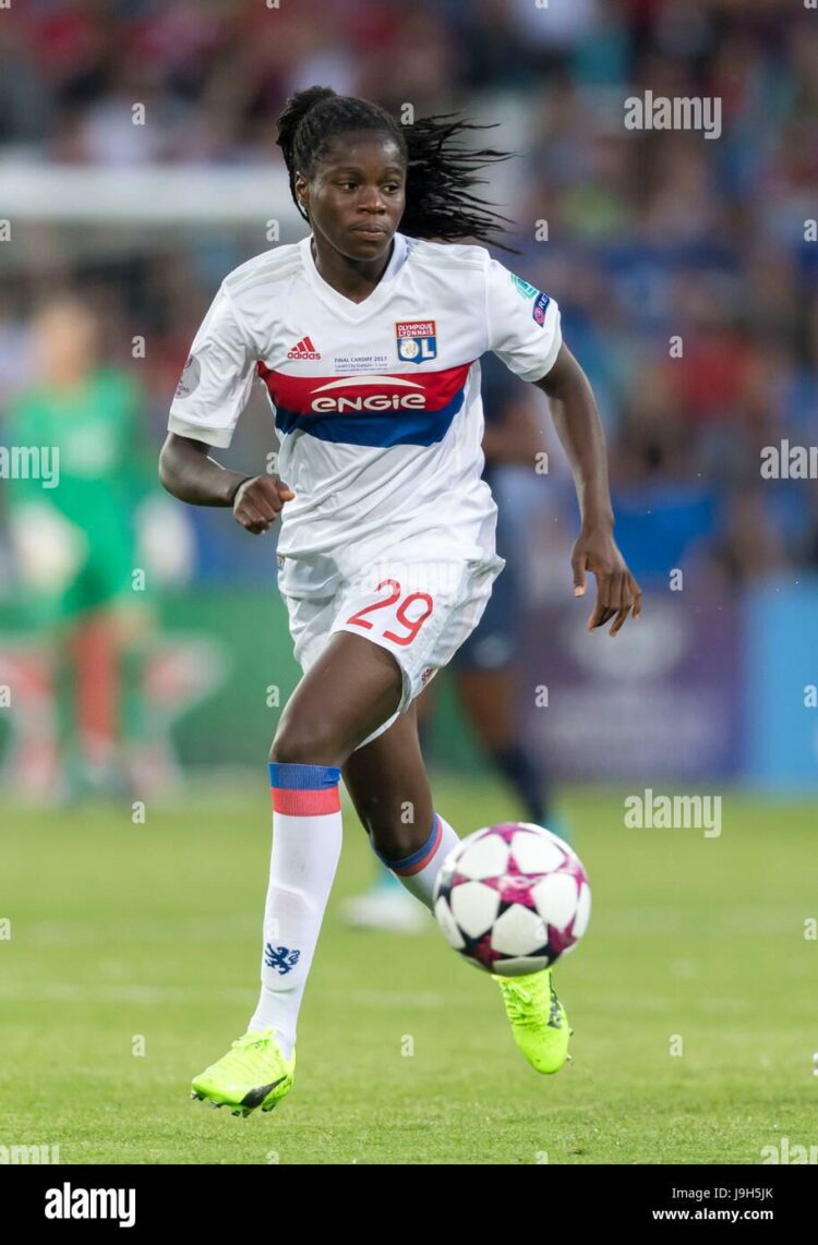 Foot : Griedge Mbock de retour avec l’équipe de France, Kenza Dali et Delphine Cascarino absentes de la première liste de l’année – franceinfo Foot : Griedge Mbock de retour avec l’équipe de France, Kenza Dali et Delphine Cascarino absentes de la première liste de l’année – franceinfo