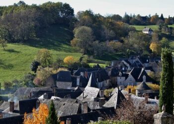 Ce petit village de Corrèze, où Jean Dujardin a tourné, est l’un des plus beaux de France – Ouest-France