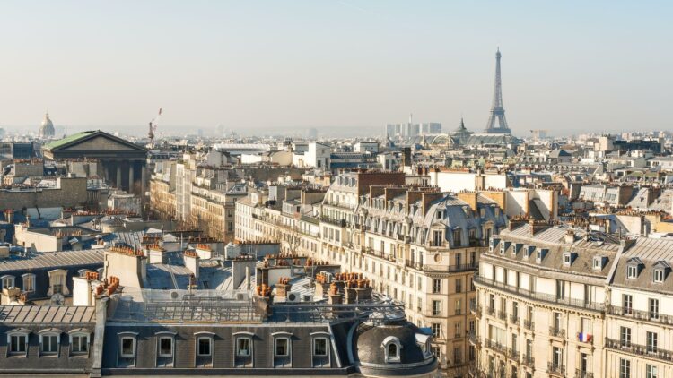 Paris, Alger et les influenceurs : du fait divers à la crise diplomatique – France Culture Paris, Alger et les influenceurs : du fait divers à la crise diplomatique – France Culture