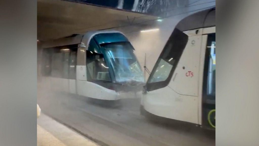 Accident de tram à Strasbourg : la police lance un appel à victimes – France 3 Régions