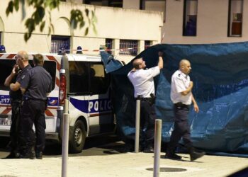 Fusillade mortelle à Montpellier : 10 balles dans le torse, auteurs en fuite… ce que l’on sait au lendemain de ce nouveau drame – France 3 Régions Fusillade mortelle à Montpellier : 10 balles dans le torse, auteurs en fuite… ce que l’on sait au lendemain de ce nouveau drame – France 3 Régions