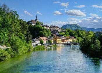 Locations type Airbnb : comme Paris, Marseille limite à 90 jours – L’Echo Touristique