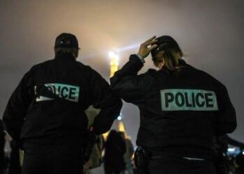 « C’était une intervention anodine » : deux policiers agressés à coups de poing à Marseille, deux personnes interpellées – France 3 Régions