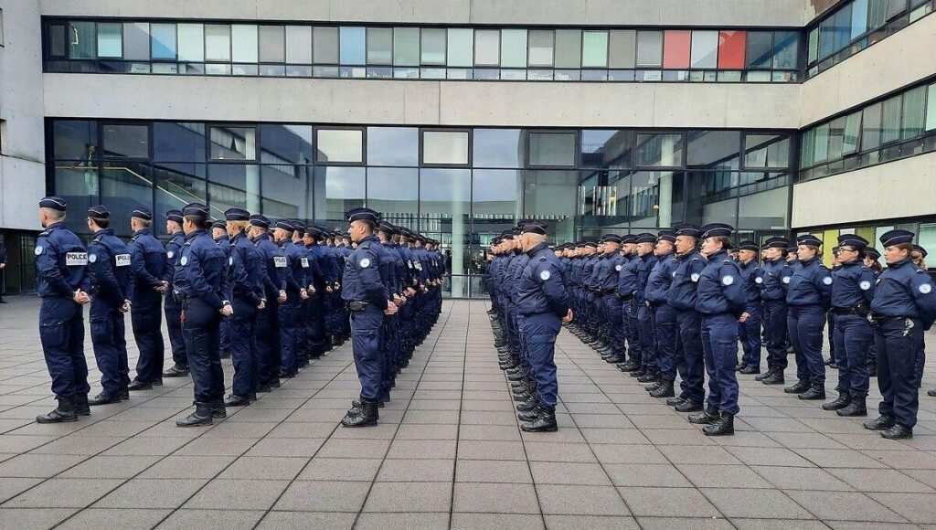 Fissures au commissariat central de Lille : un troisième bâtiment évacué, des études techniques prévues – France 3 Régions