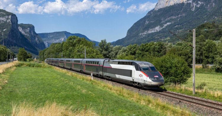 SNCF : reprise progressive du trafic TER dans les Hauts-de-France après un vol de câbles en gare de Lille Flandres – ici, le média de la vie locale