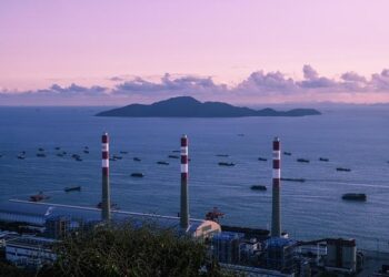 Marine Lorphelin, nouvelle présentatrice de « Prenez soin de vous » sur France 5 : « Michel Cymes a suggéré mon nom » – franceinfo