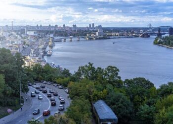 EN DIRECT – Guerre en Ukraine : des milliers de manifestants en France en soutien à Kiev – TF1 INFO