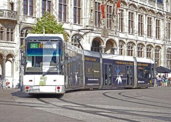 Moscou demande une enquête après une explosion au consulat russe à Marseille – FRANCE 24