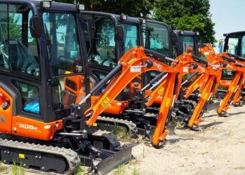 Trois engins explosifs lancés contre le consulat général de Russie à Marseille, la France « condamne » cette attaque – Le Monde