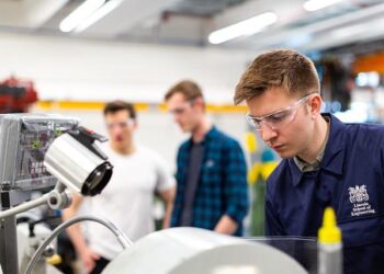 Lancement de robotique First France pour soutenir les jeunes en science et génie – Bpifrance | Presse Lancement de robotique First France pour soutenir les jeunes en science et génie – Bpifrance | Presse