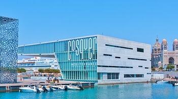 Marseille : trois engins explosifs lancés dans l’enceinte du consulat de Russie – Actu Orange