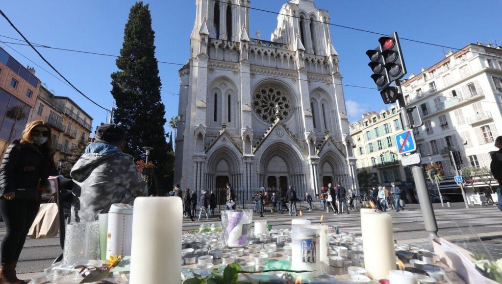 Attentat de la basilique de Nice: le parcours du suspect décortiqué – BFM Nice Côte d’Azur